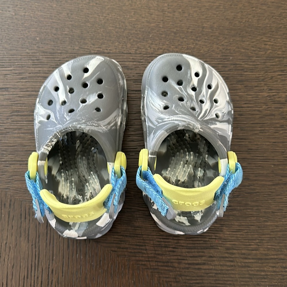 Crocs - Picture 4 of 5